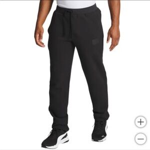 PUMA | Men's Fleece Jogger Solid Black